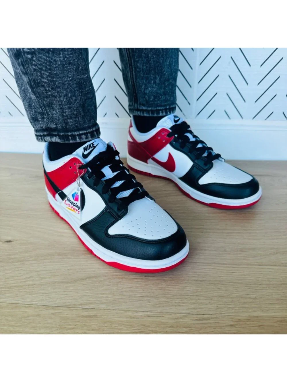 ⭐Rare Nike Dunk Low GS Sz 6.5Y Big Kids Shoes Sneakers Black Red Whie HF9980-600